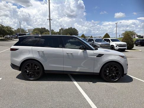 New 2026 Land Rover Range Rover Sport SE AWD/4WD image 6
