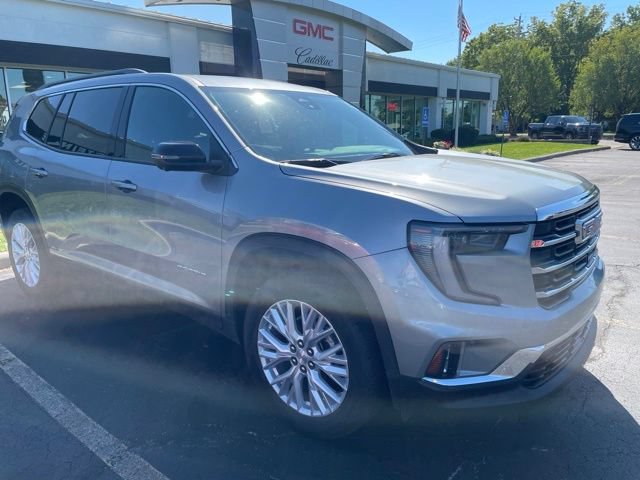 Used 2026 GMC Acadia Elevation w/ Elevation Premium Package FWD image 9