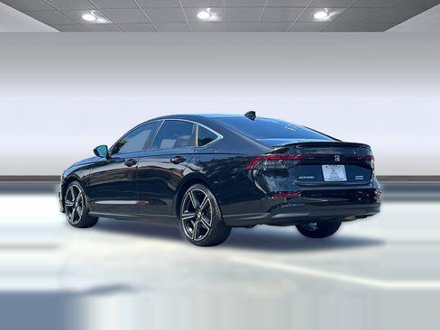 Certified 2025 Honda Accord Sport image 3