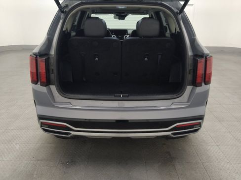 Used 2022 Kia Sorento EX w/ Panoramic Sunroof Package image 29