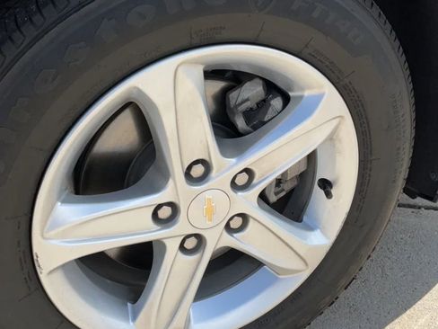 Used 2023 Chevrolet Malibu LS image 14