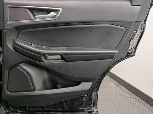 Used 2022 Ford Edge SEL w/ Convenience Package image 25