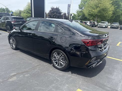 Used 2023 Kia Forte GT-Line FWD image 3