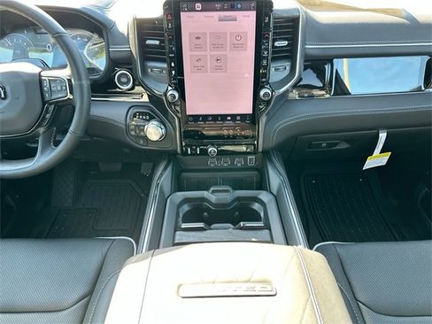 New 2026 RAM 1500 Limited w/ Trailer Tow Group image 13