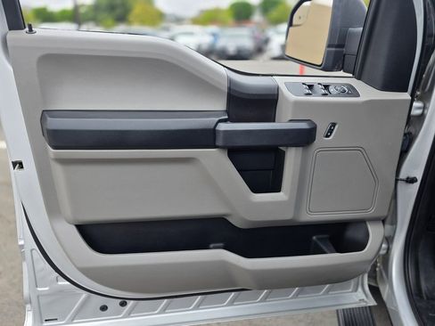 Used 2019 Ford F150 XL w/ Equipment Group 101A Mid RWD image 19