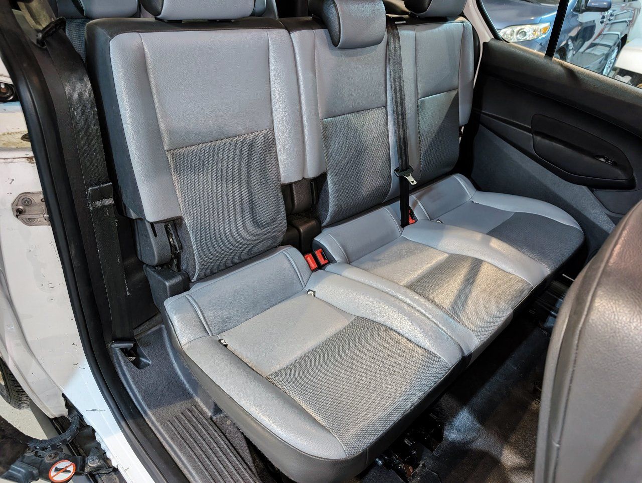 Used 2018 Ford Transit Connect XL FWD image 24