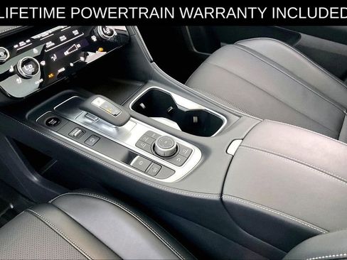 Certified 2026 INFINITI QX60 Luxe w/ Family Package image 18