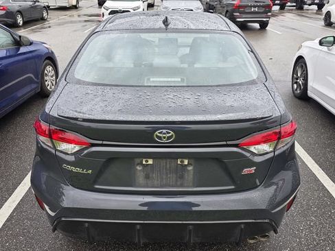 Used 2025 Toyota Corolla SE FWD image 3
