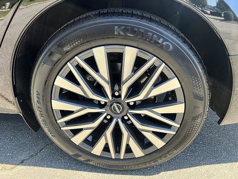 Certified 2024 Nissan Altima 2.5 SV FWD image 10