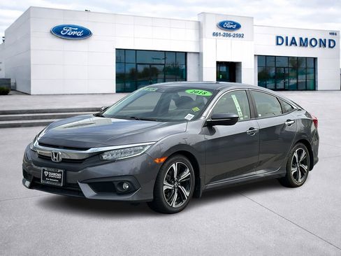 Used 2018 Honda Civic Touring image 1