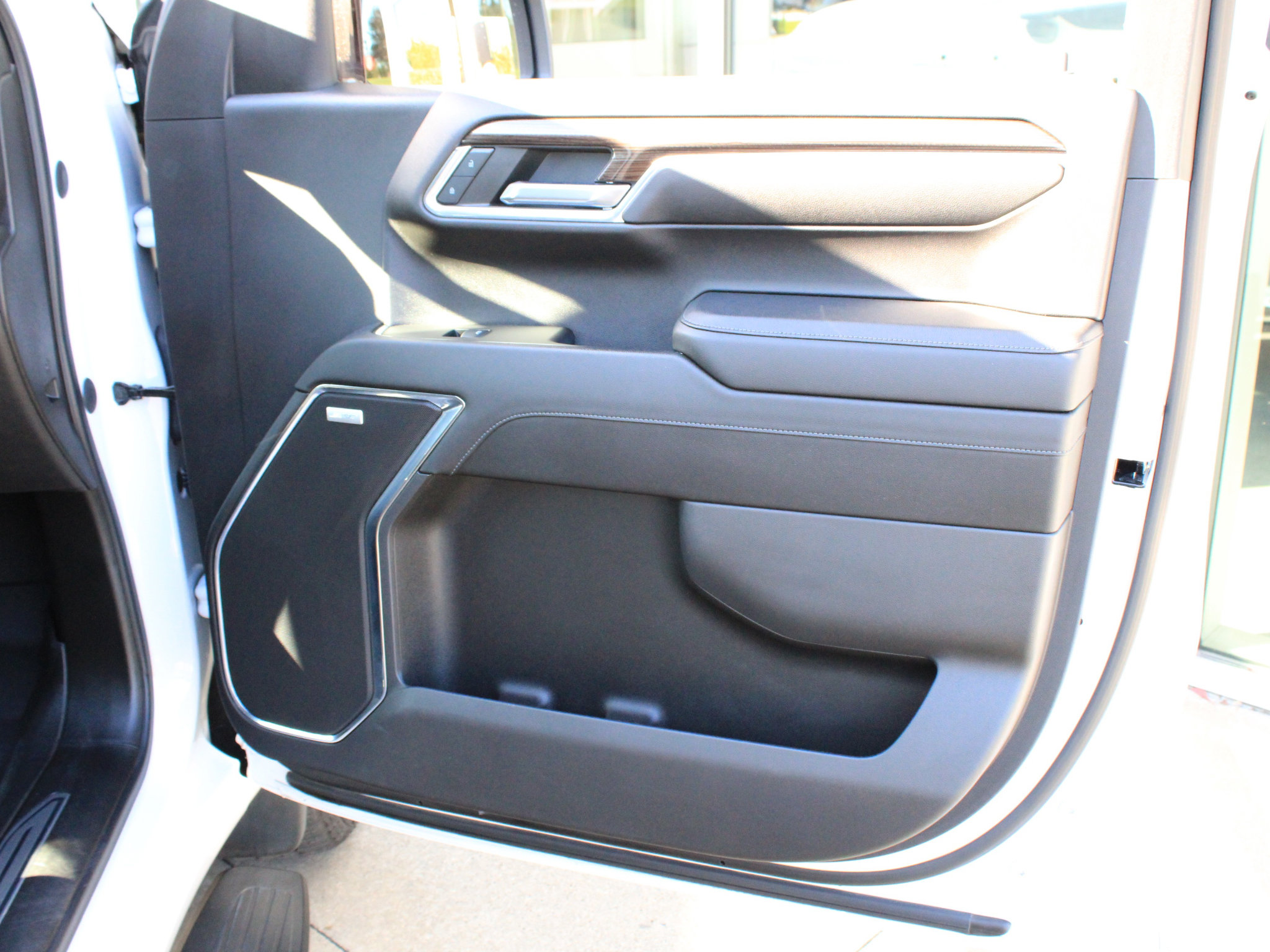 Used 2023 Chevrolet Silverado 1500 RST w/ Convenience Package II AWD/4WD image 23