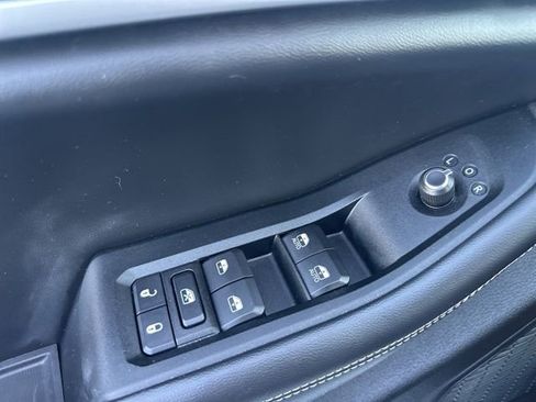 Used 2023 Jeep Grand Cherokee L Limited w/ Luxury Tech Group II image 29