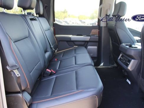 New 2026 Ford F250 Lariat w/ Black Appearance Package AWD/4WD image 9