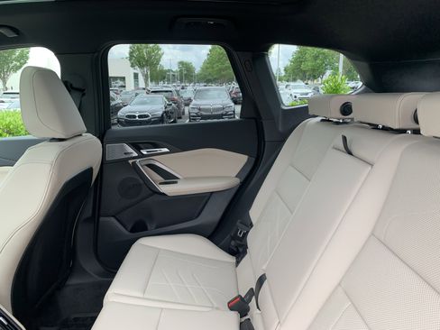 Certified 2025 BMW X1 xDrive28i w/ Premium Package image 33