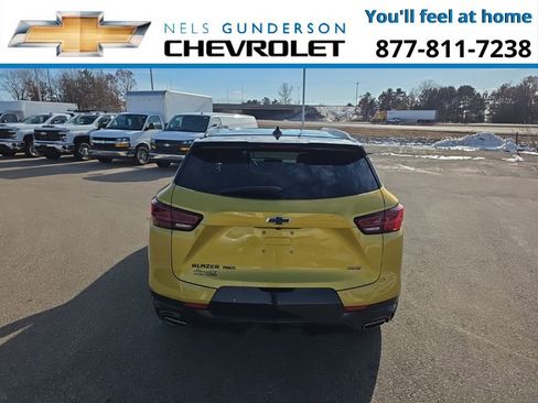 Used 2023 Chevrolet Blazer RS w/ Enhanced Convenience Package image 6