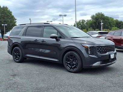 New 2026 Kia Carnival SX