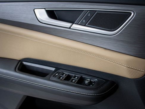 New 2026 Volkswagen Atlas Cross Sport SE image 26