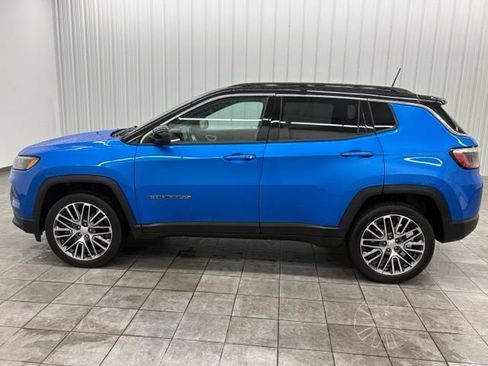 Used 2023 Jeep Compass Limited w/ Elite Group AWD/4WD image 6