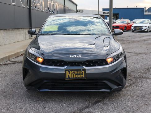 Used 2024 Kia Forte LXS image 2