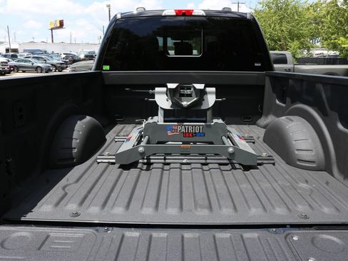 Used 2024 Ford F250 Lariat w/ Lariat Ultimate Package AWD/4WD image 10
