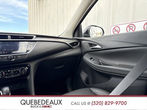 Used 2023 Buick Encore GX Essence w/ Experience Buick Package image 9