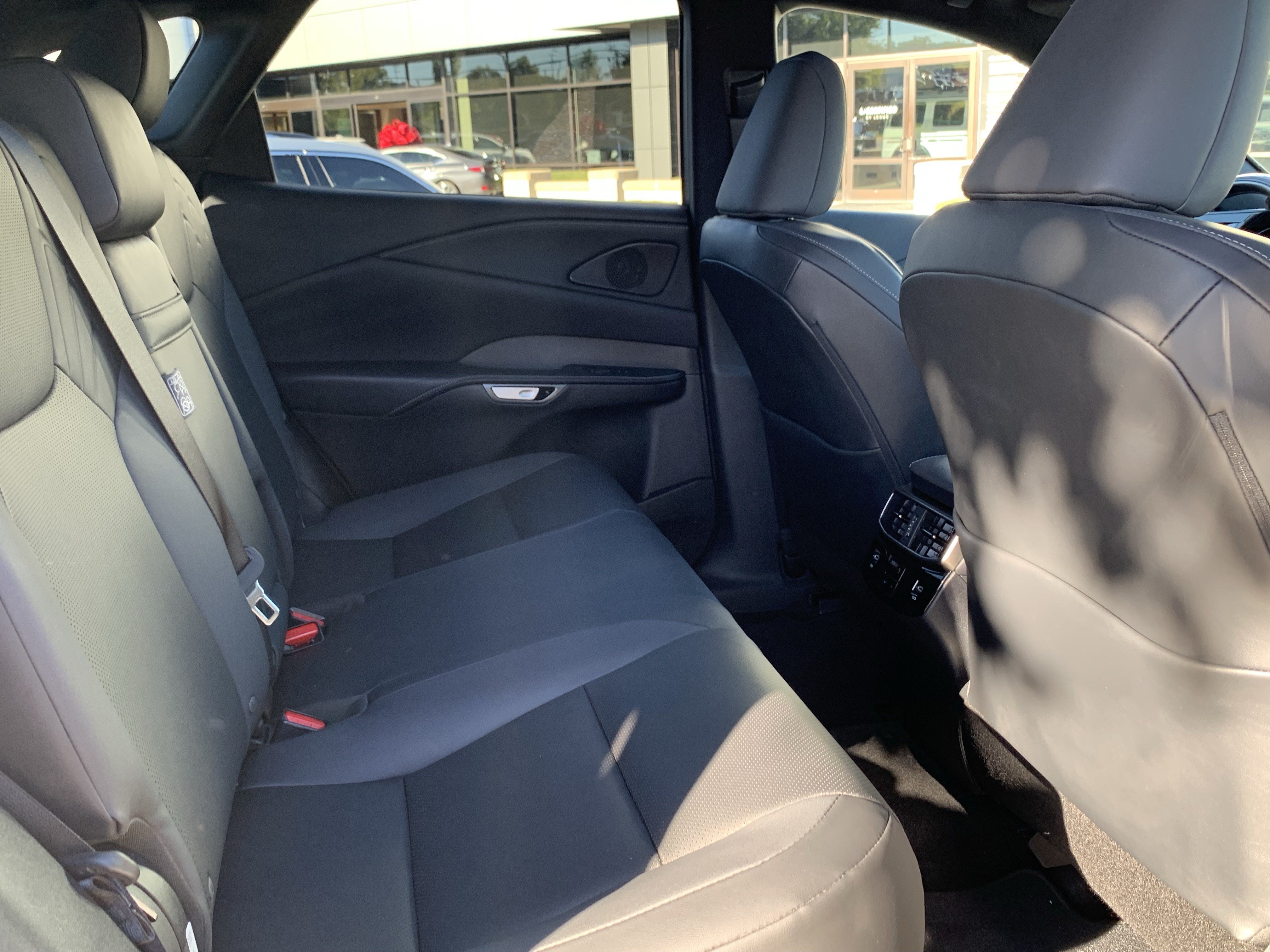 Used 2023 Lexus RX 350 Premium w/ Accessory Package (Z1) FWD image 33