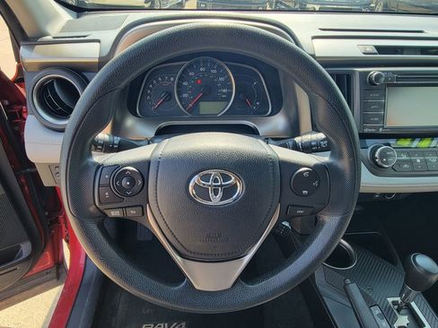 Used 2015 Toyota RAV4 XLE image 21