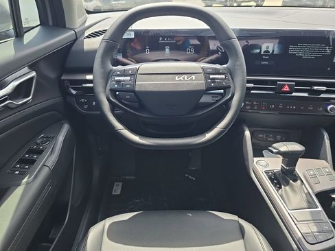 New 2026 Kia Sportage EX FWD image 14