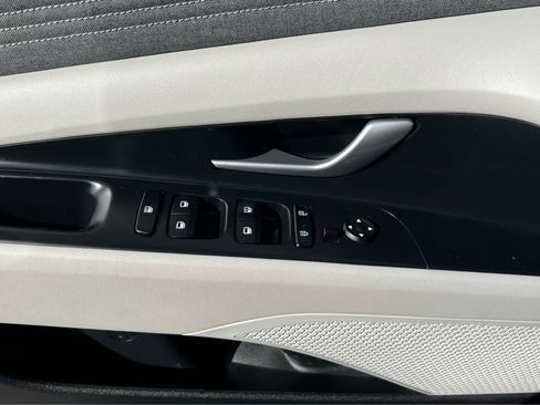 Certified 2023 Hyundai Elantra Limited w/ Cargo Package image 30