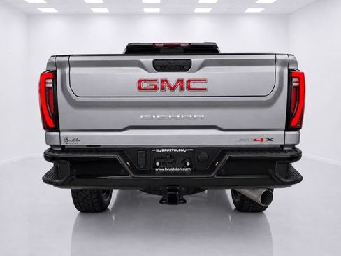 Used 2026 GMC Sierra 2500 AT4X AWD/4WD image 10