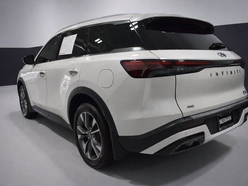 Used 2023 INFINITI QX60 Luxe w/ Cargo Package image 3