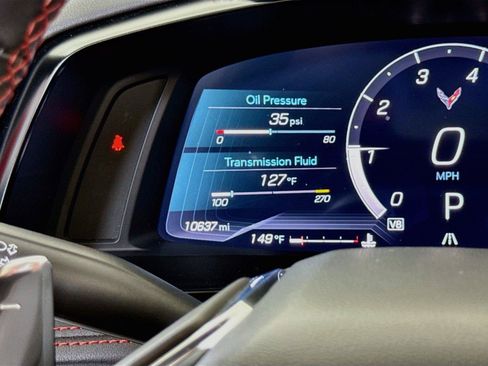 Used 2020 Chevrolet Corvette Stingray Coupe w/ 1LT RWD image 18