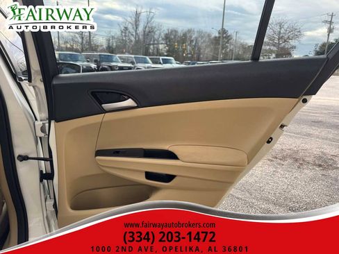 Used 2012 Honda Accord LX image 28