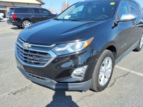 Used 2018 Chevrolet Equinox Premier image 9