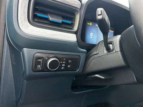 New 2025 Ford Maverick XLT w/ XLT Luxury Package image 30