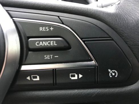 Used 2019 INFINITI Q60 3.0t Luxe w/ Essential Package image 19