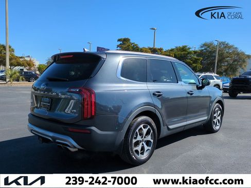 Certified 2020 Kia Telluride EX w/ Towing Package image 5