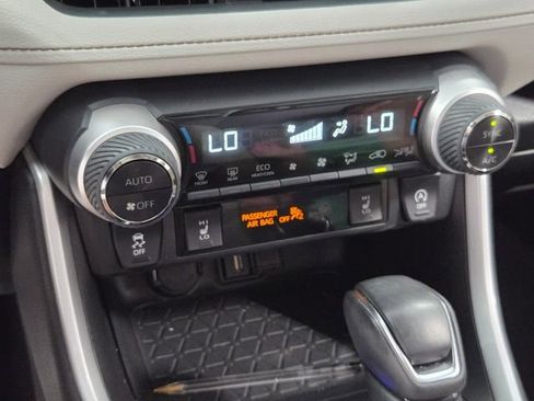Used 2021 Toyota RAV4 XLE Premium FWD image 22