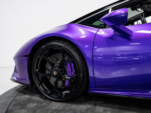 Used 2020 Lamborghini Huracan EVO AWD/4WD image 32