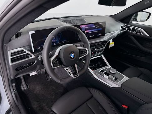 Used 2025 BMW 430i Coupe w/ M Sport Package RWD image 9