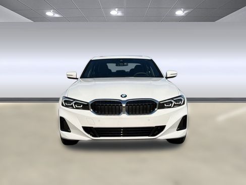 Used 2026 BMW 330i Sedan w/ Premium Package RWD image 5