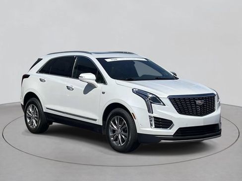 Certified 2023 Cadillac XT5 Premium Luxury w/ Technology Package AWD/4WD image 6