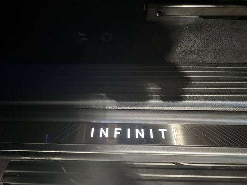 New 2026 INFINITI QX80 Autograph w/ Premium Cargo Package image 19