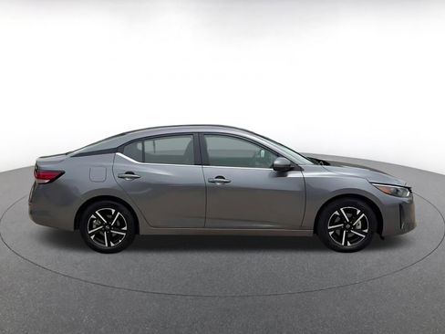 Used 2025 Nissan Sentra SV FWD image 16