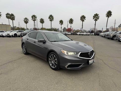 Used 2018 Acura TLX V6 image 2