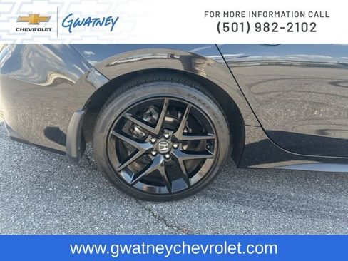 Used 2022 Honda Civic Sport image 11