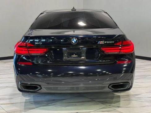 Used 2017 BMW 750i xDrive AWD/4WD image 7