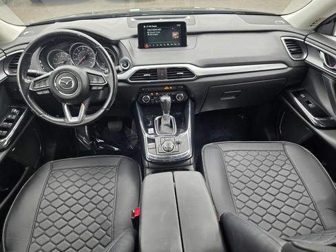 Used 2018 MAZDA CX-9 Touring w/ Touring Premium Package FWD image 12