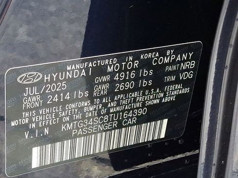 New 2026 Genesis G70 2.5T Prestige image 18