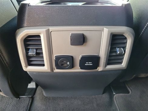 Used 2022 Ford F250 Lariat w/ Tremor Off-Road Package image 12